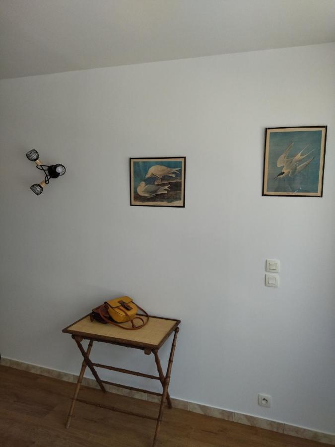 La Porte Bleue Apartment *