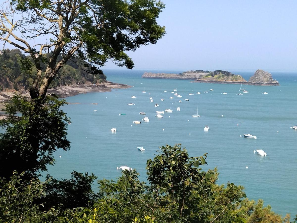 La Porte Bleue Apartment Cancale